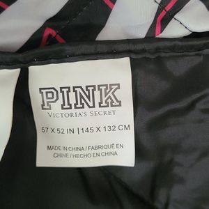 VS PINK packable blanket